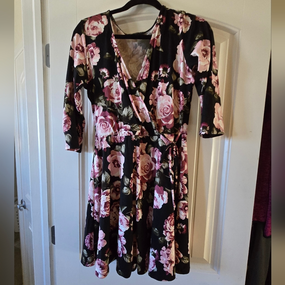 Floral Wrap Dress - Black and Pink
